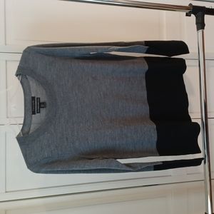 Tahari merino wool sweater